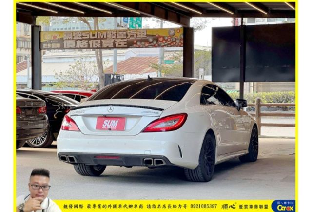 BENZ CLS400 AMG 2016年 3.5 白黑 8759  第3張相片