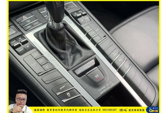 PORSCHE MACAN 2017年 2.0 深藍 1878  第12張相片