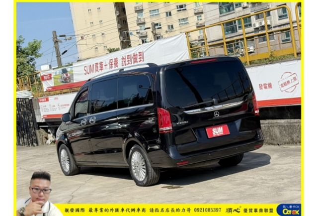BENZ V250D 雙開七人座 2016年 2.1 黑 0088  第10張相片