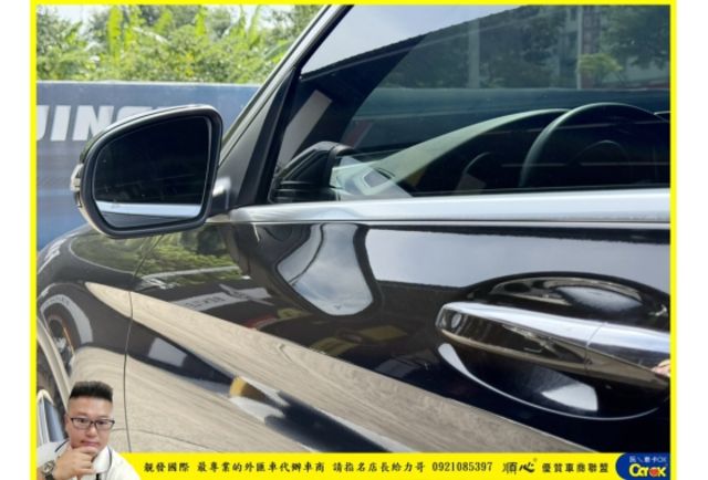 BENZ GLC250 4MATIC 2017年 2.0 黑 0168  第3張相片