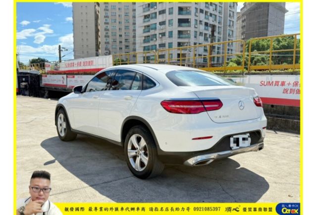 BENZ GLC200 2019年 2.0 白 1678  第8張相片