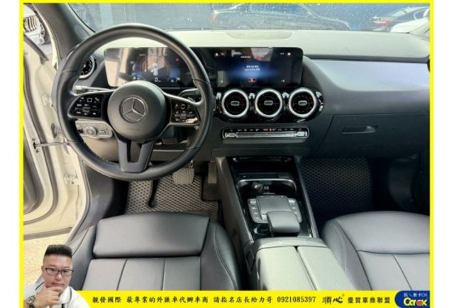 BENZ GLA180 2021年11月 1.3 白 8159  第6張相片