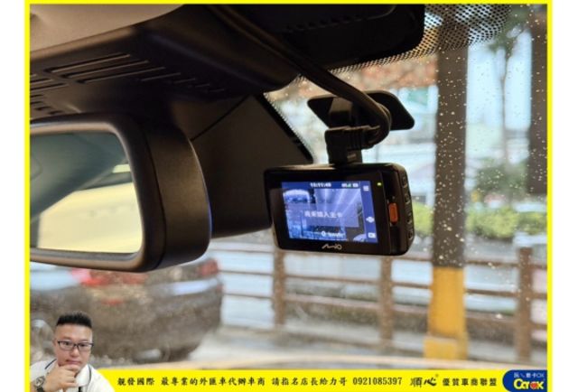 LAND ROVER DISCOVERY 4WD 2017年 2.0 白 7610  第10張相片