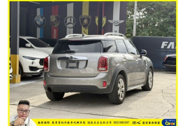 MINI COOPER COUNTRY 2018年 1.5 銀黑 1919  第2張相片
