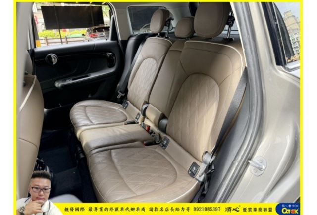 MINI COOPER COUNTRY 2018年 1.5 銀黑 1919  第6張相片