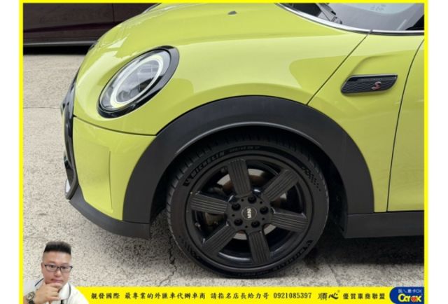 MINI COOPER 敞篷 2021年 淺黃 7030  第2張相片