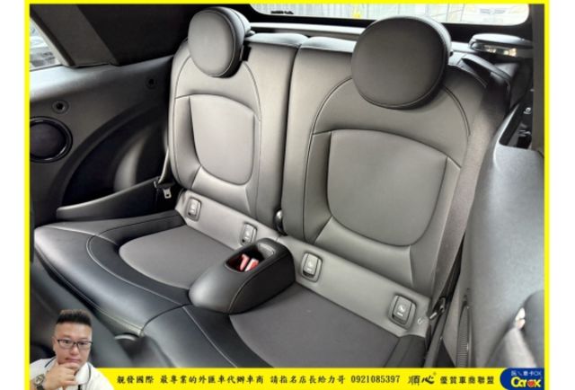 MINI COOPER 敞篷 2021年 淺黃 7030  第5張相片