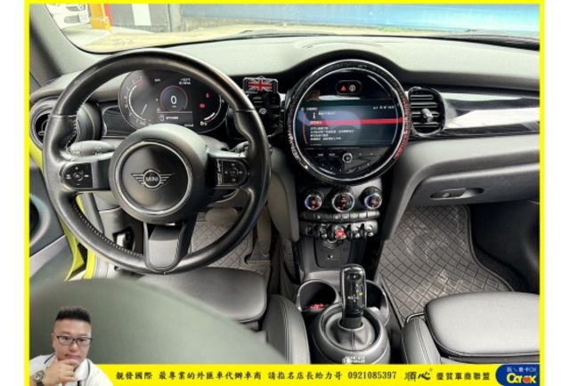 MINI COOPER 敞篷 2021年 淺黃 7030  第6張相片