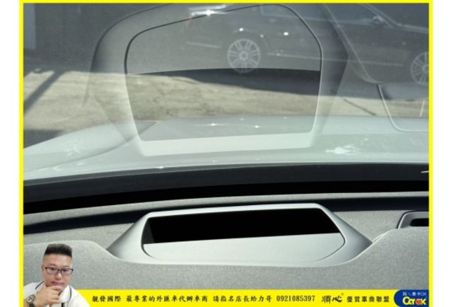 VOLVO XC60 油電 2021年 2.0 白 1008  第9張相片