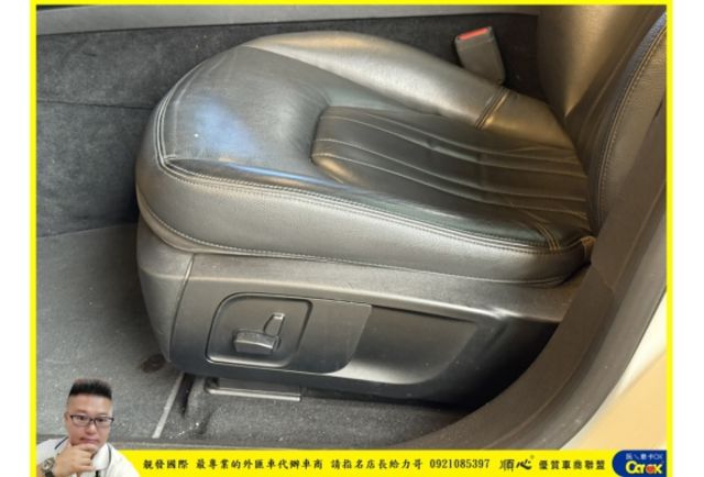 瑪莎拉蒂 LEAVANTE 2020年9月 3.0 白 7750 順  第6張相片