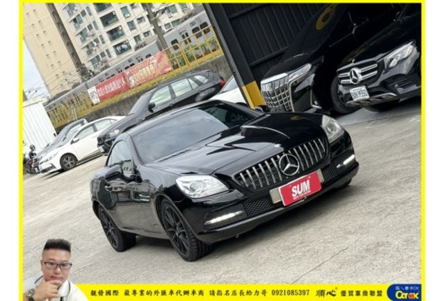 BENZ SLK200 2013年 1.8 黑 5638 順  第2張相片