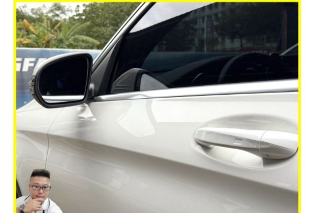 BENZ GLC250 4MATIC 2018年 2.0 白 7388  第2張相片