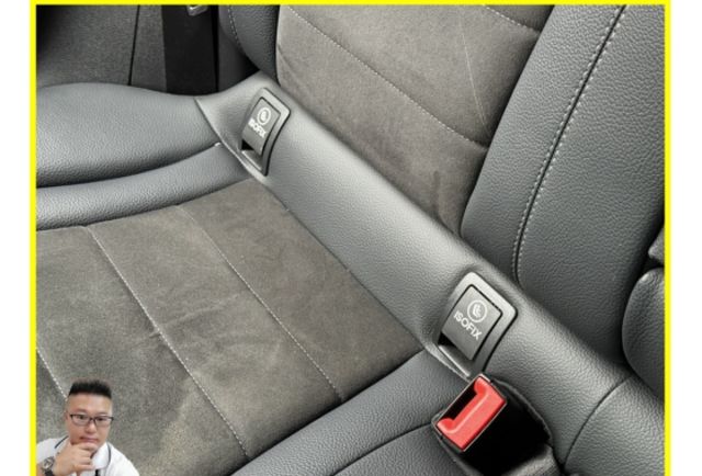 BENZ GLC250 4MATIC 2018年 2.0 白 7388  第8張相片