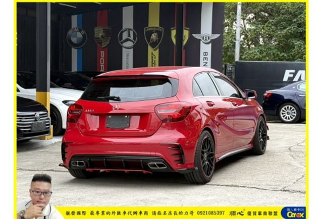 BENZ A180 2016年 1.6 紅 1318 順  第14張相片