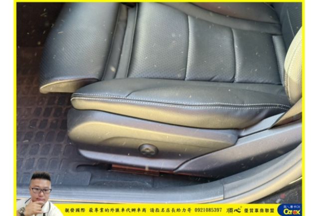 BENZ C200 2018年10 1.5 黑 5981  第6張相片