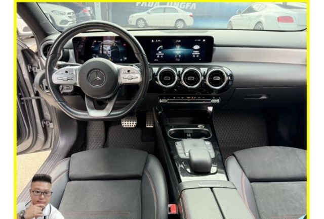 BENZ A180 四門 2021年 1.3 深灰 5307  第7張相片