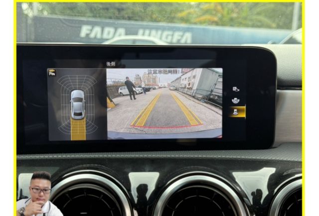 BENZ A180 四門 2021年 1.3 深灰 5307  第9張相片