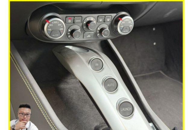 法拉利 CALIFORNIA 2015年 3.9 淺黃 黑 1668  第6張相片