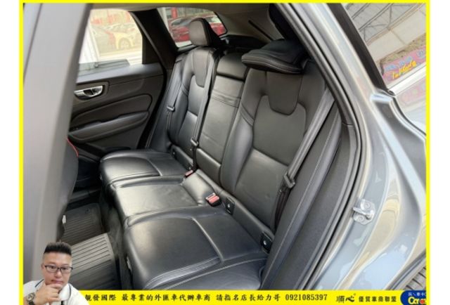 VOLVO XC60 AWD 2019年 2.0 灰 2000  第4張相片
