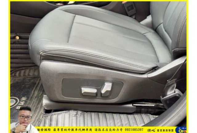 BMW X3 20I 2019年 2.0 黑 6576 順  第7張相片