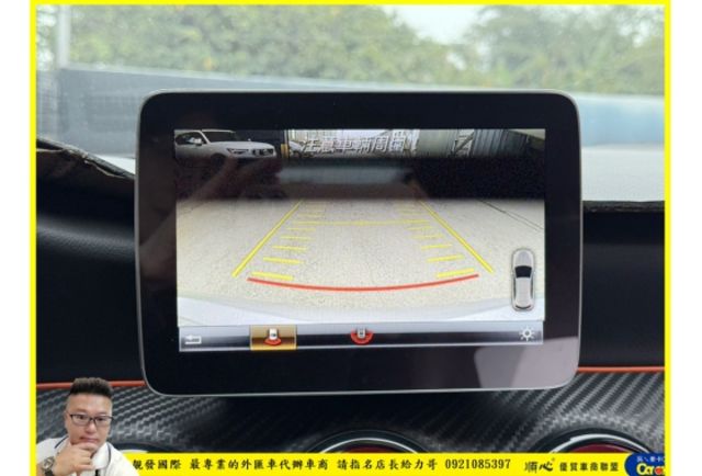 BENZ AMG A45 2018年 2.0 銀 6666  第12張相片