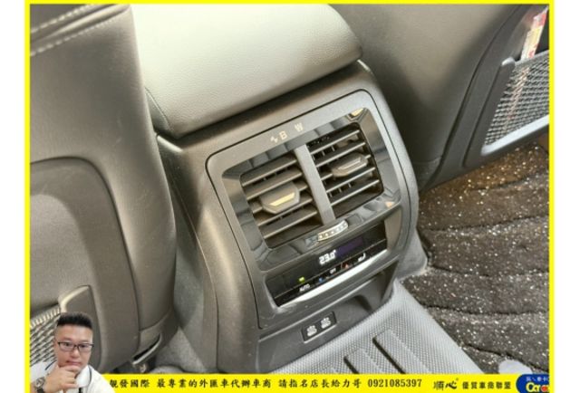 BMW X4 20I 油電 2023年 2.0 白 5000  第9張相片