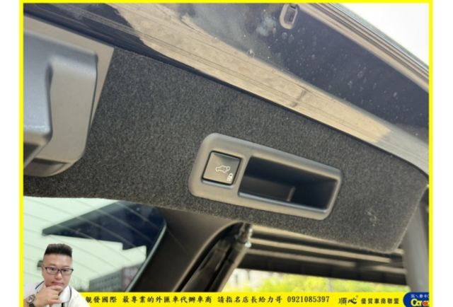 LEXUS RX200T 2016年 2.0 黑 9825  第3張相片