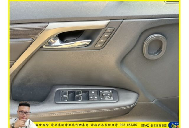 LEXUS RX200T 2016年 2.0 黑 9825  第5張相片