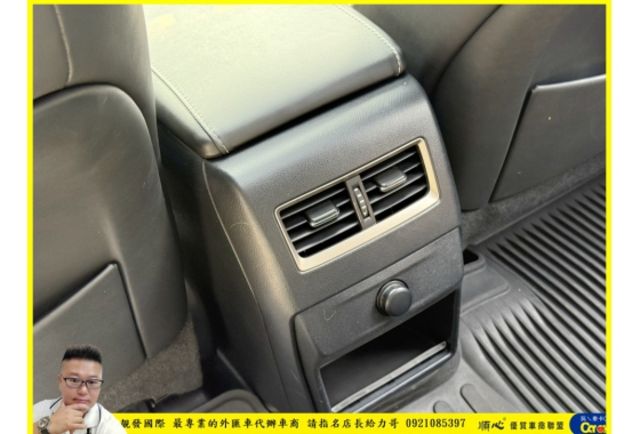 LEXUS RX200T 2016年 2.0 黑 9825  第12張相片