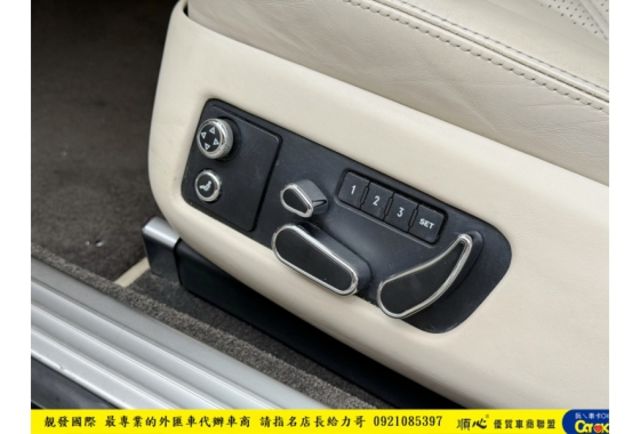 賓利 CONTINENTAL GT 2013年 6.0 銀 9585  第4張相片