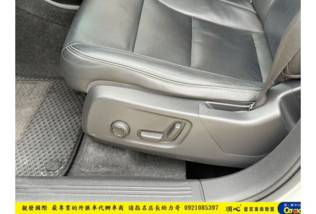 VOLVO XC40 2019年 2.0 白 9157 附  第6張相片