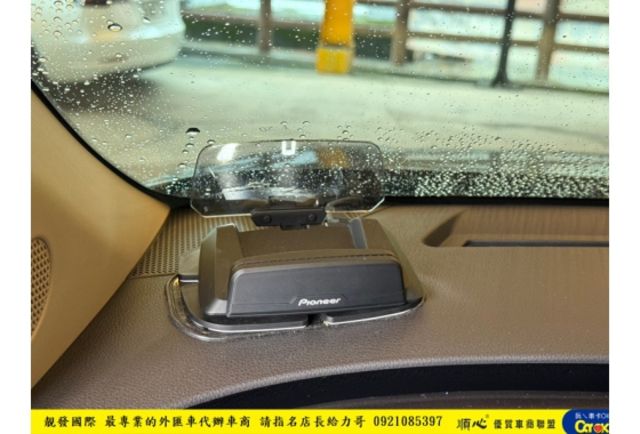 KIA CARNIVAL 柴油 2022年 2.2 黑 8800  第9張相片