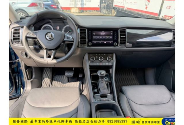 SKODA KODIAQ 七人座 2019年 1.4 藍 8881  第6張相片