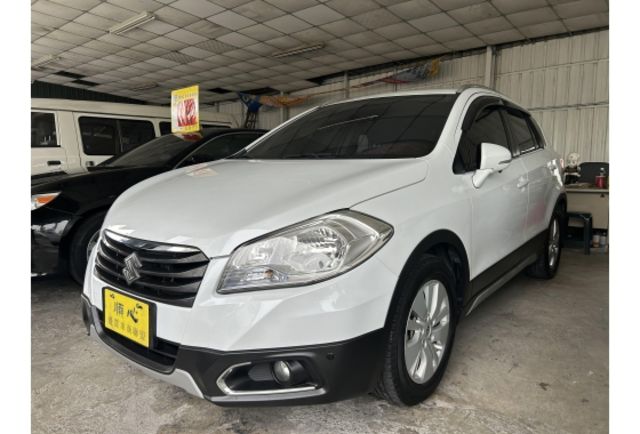 2015 SUZUKI SX4 1.6 GL Plus 原版件 車超美der~  第2張相片