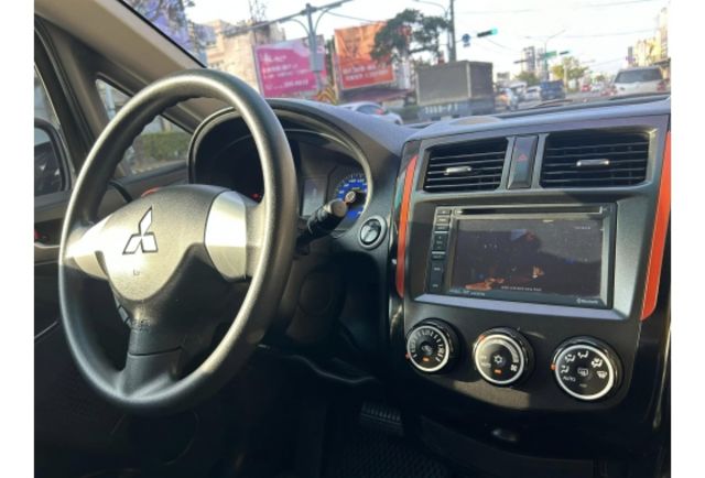 2016 COLT PLUS 1.5 X版 實跑4萬多公里  第5張相片