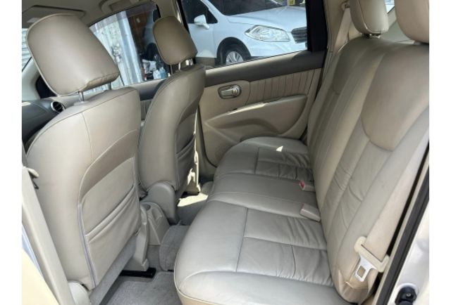 2008 livina 1.6 原版件 無待修 車況佳  第6張相片