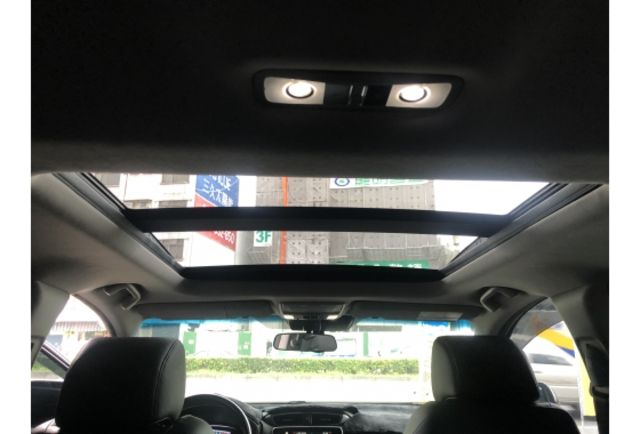 Honda CR-V  第12張相片