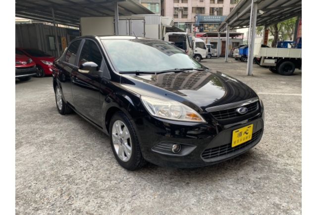 2011 Ford Focus 4D  第1張相片