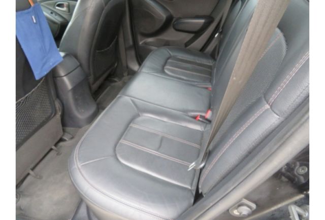 Hyundai I35  第9張相片