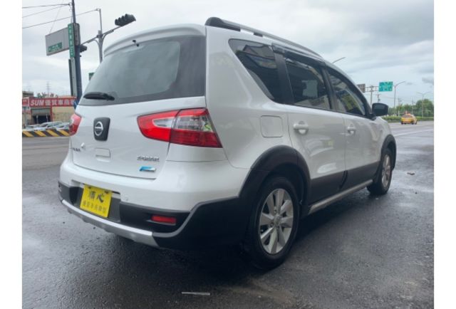 Nissan LIVINA  第3張相片