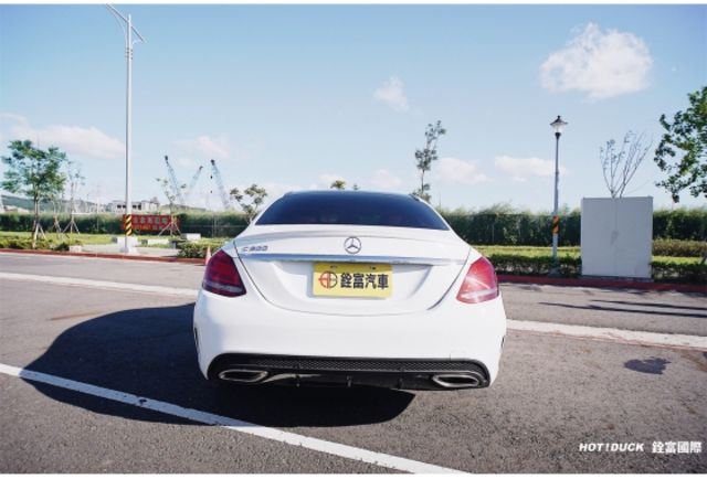 Mercedes-Benz C-Class Sedan C300 2016款 手自排 2.0L  第5張相片