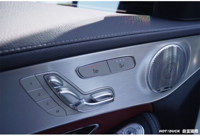 Mercedes-Benz C-Class Sedan C300 2016款 手自排 2.0L  第14張相片