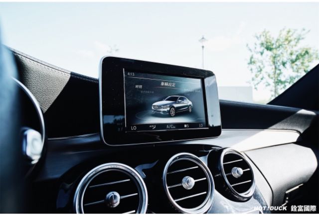 Mercedes-Benz C-Class Sedan C300 2016款 手自排 2.0L  第16張相片