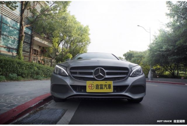 Benz W205 C300  第3張相片