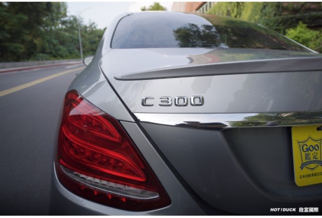 Benz W205 C300  第7張相片