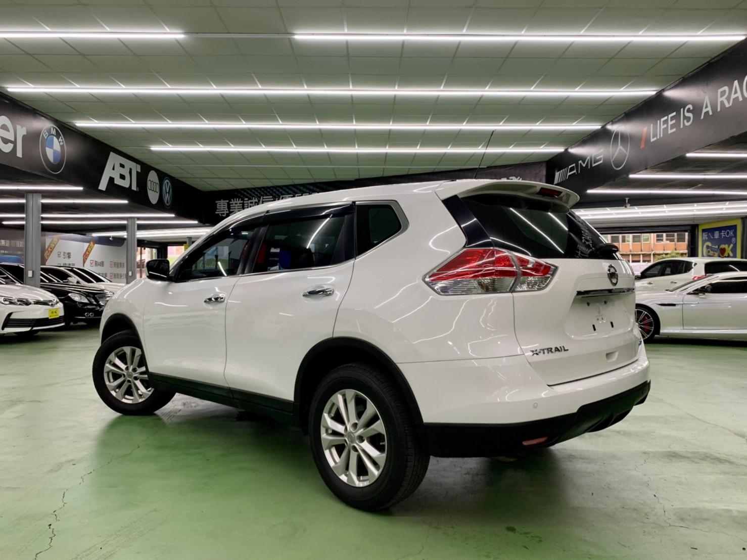 2015年 NISSAN X-TRAIL 里程低 原廠保養  第10張相片