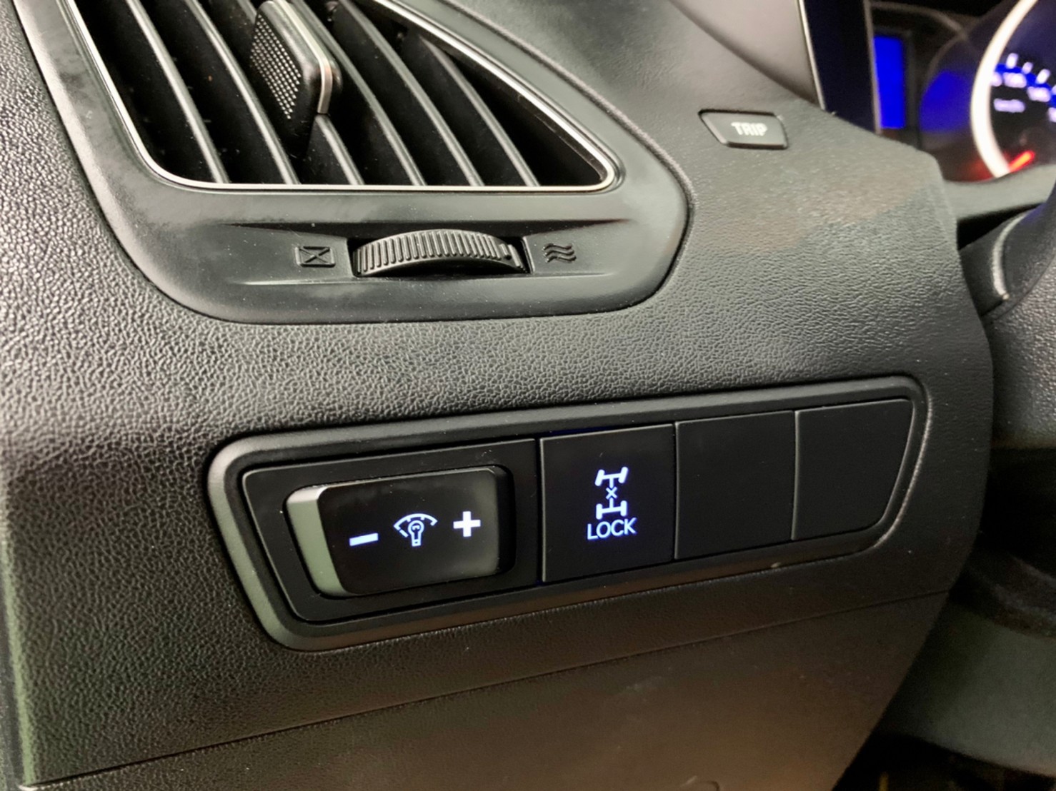 2013年 現代 IX35 4WD 旗艦版  第6張相片