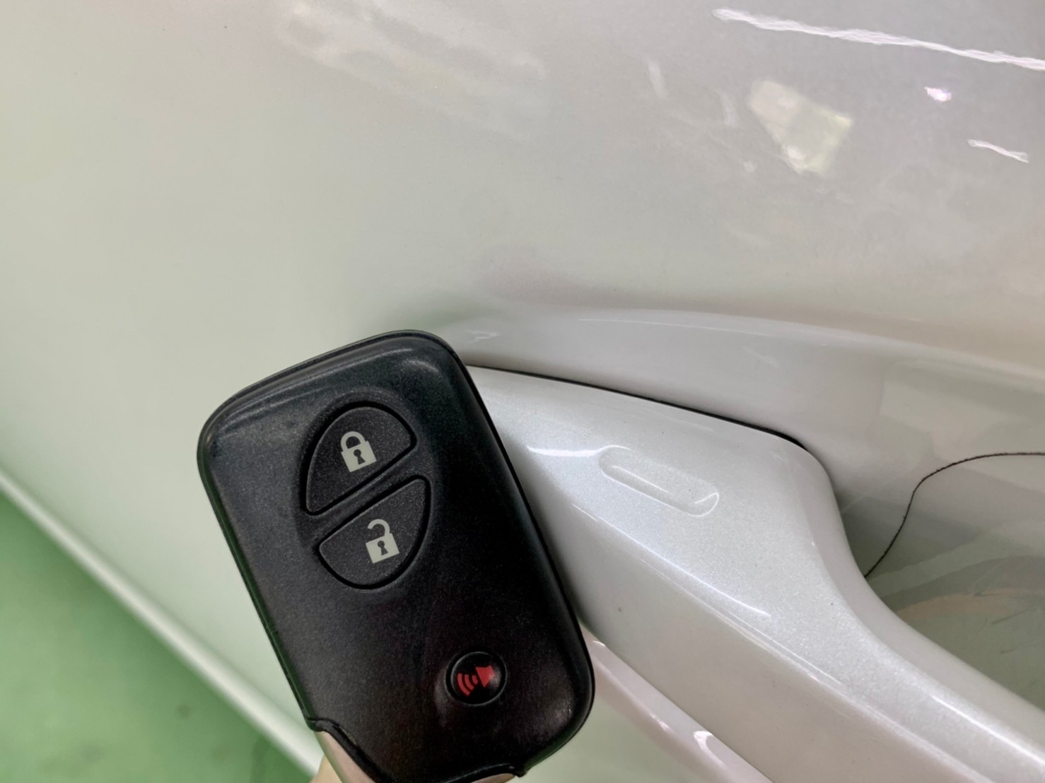 2015年 淩志 CT200H 小改款的認証車  第3張相片