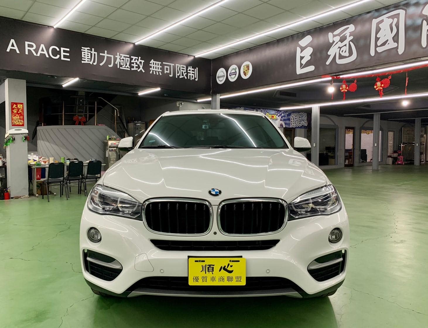 2016年  BMW  F16   X6     35i  總代理  4WD     第3張相片