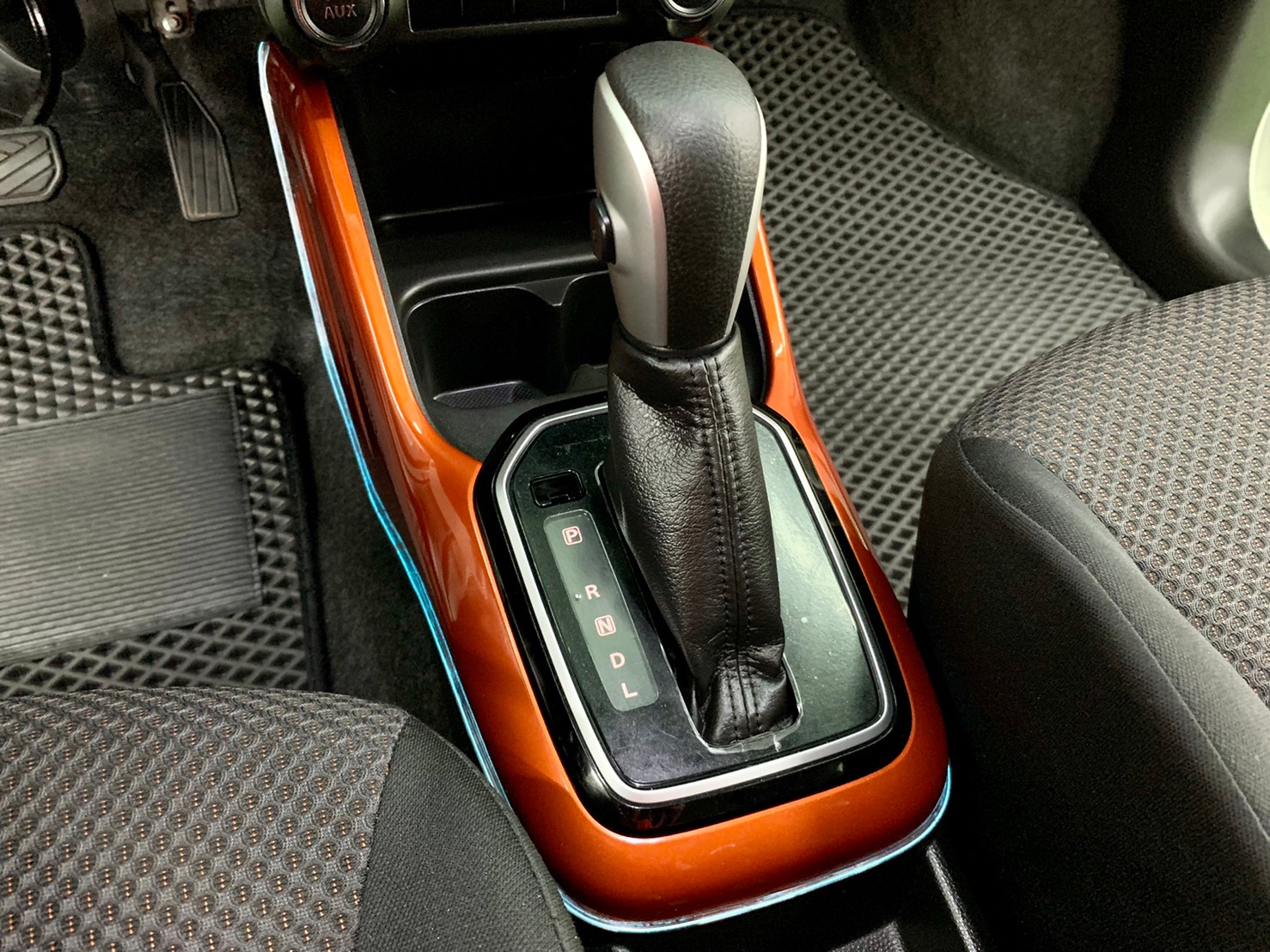 2019年  SUZUKI   IGNIS  1.2 GLX 日本原裝 都會系小車  僅跑兩萬 原廠保養  第10張相片